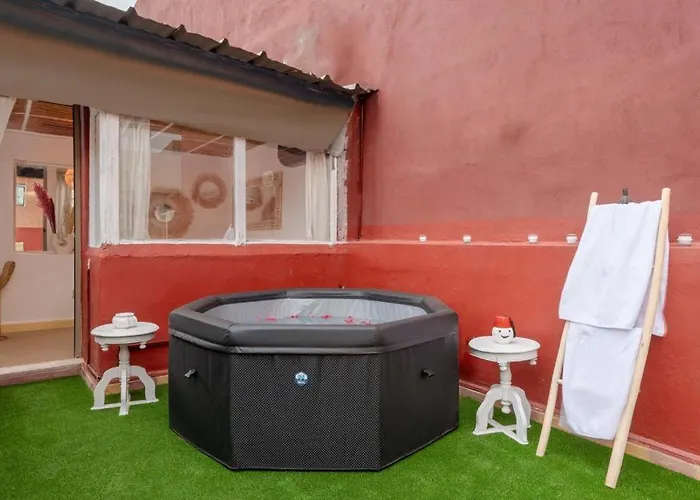 Rooftop Centre Ville Jacuzzi